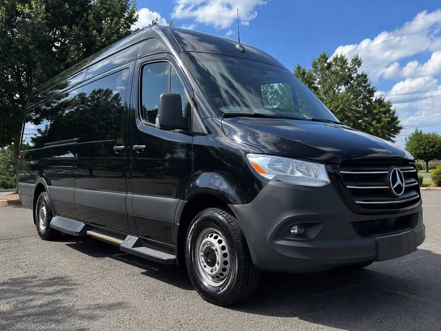 bus rentals for edmond concerts music festival