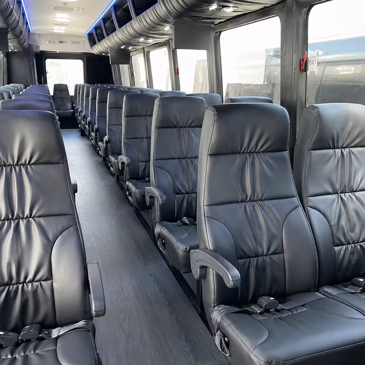 edmond 28 passenger minibus rental