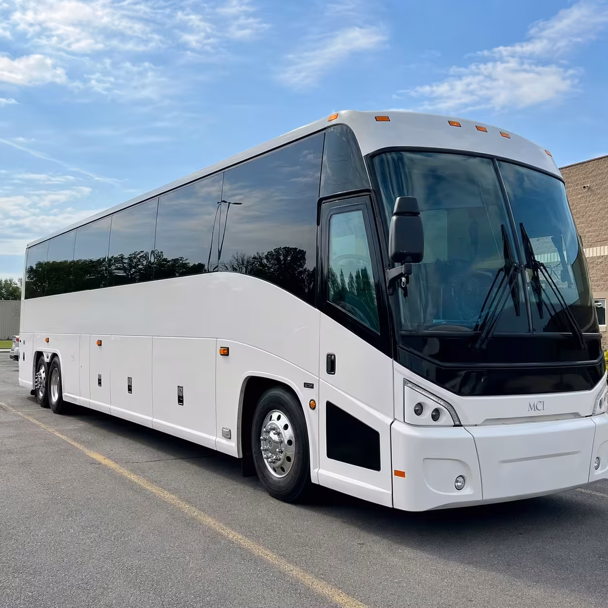 employee shuttle service in edmond for daily commuters